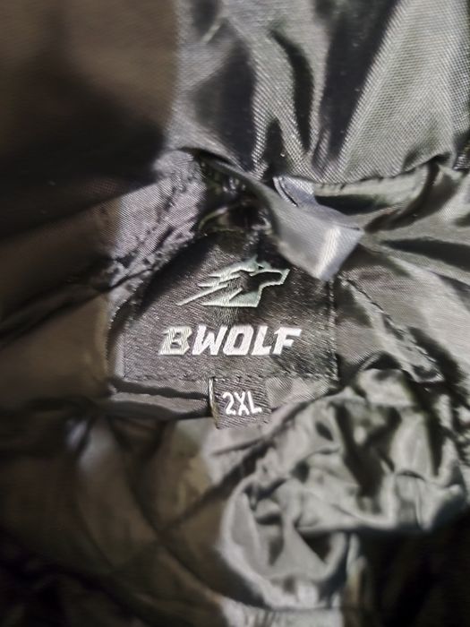 Работен комплект, яке и полугащеризон