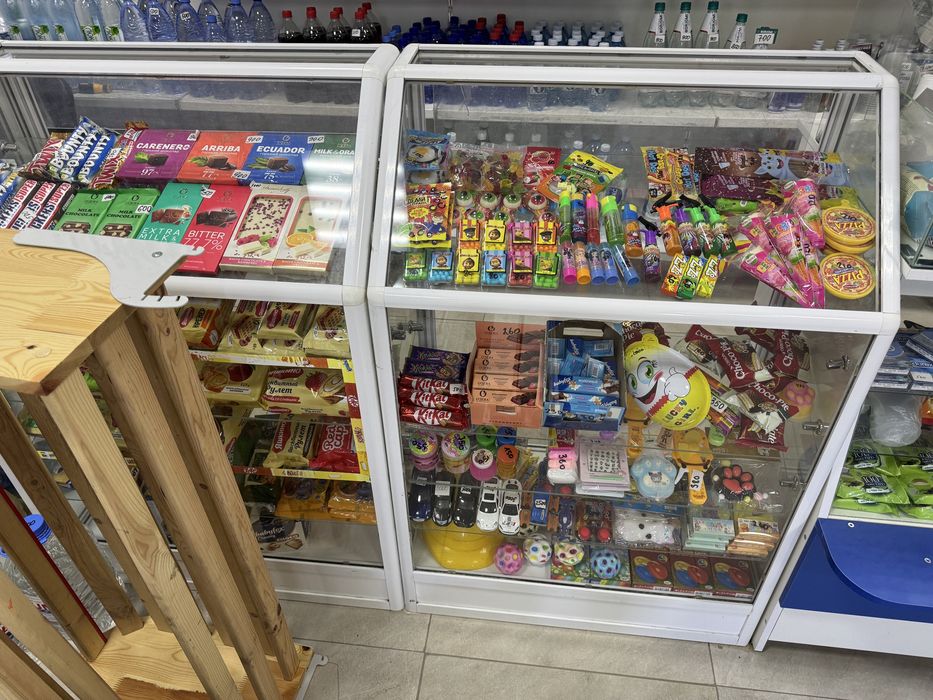 Продается витрины бу отличного качества