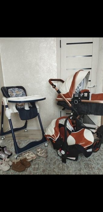 Коляска+кресло и стульчик.