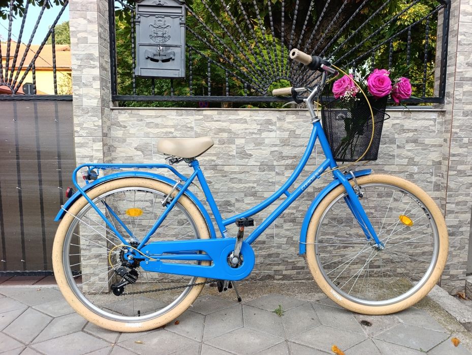 Vând bicicleta dama roti 26