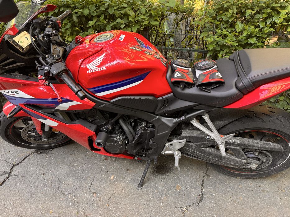 Honda cbr 650R 2024, 15K Km,  garantie  Honda.