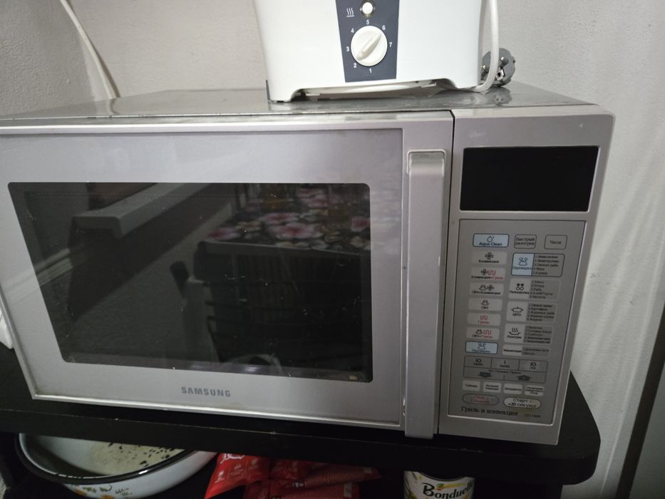 Продаю холодильник и микроволновку