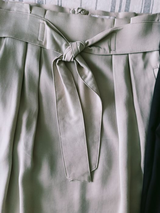 Fustă crem H&M măr.36