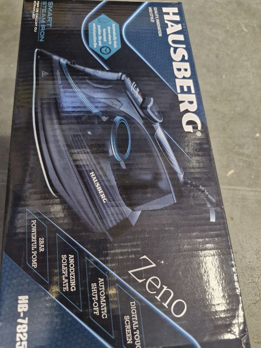 Fier de calcat cu ecran LED HAUSBERG HB-7825NG, talpa din titan