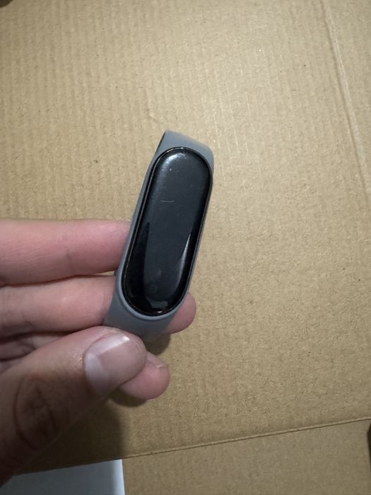 Mi band 5 срочно