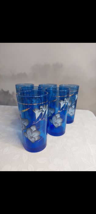 Современные и винтажные стаканы