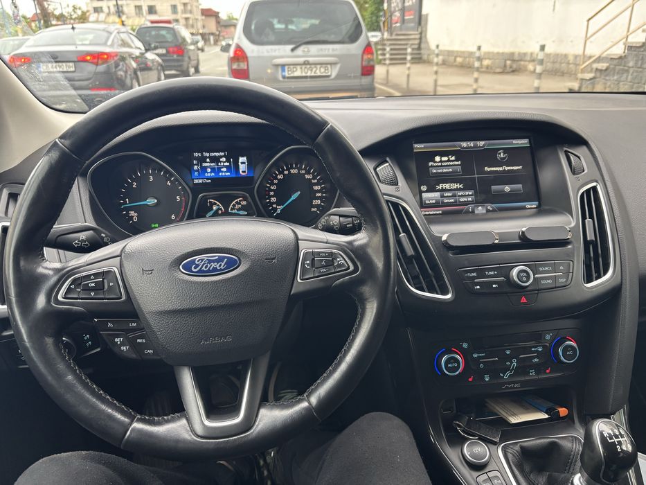 Ford Focus * Titanium * Mk 3.5