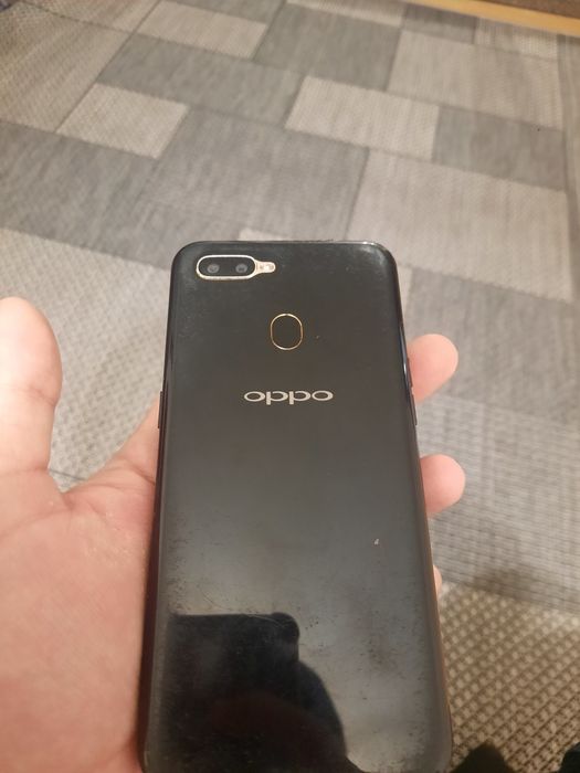 Продам Оппо на запчасти