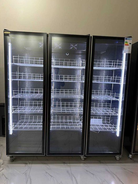 Большой витринный холодильник 1350л, с бесплатной доставкой, гарантия.