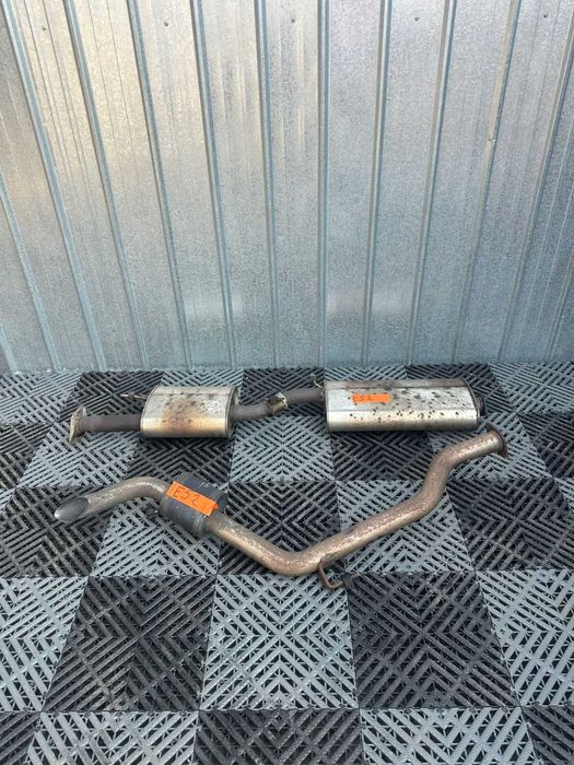 Глушитель бочка на Ниссан Эльгранд Е52 Quest  из Японии.