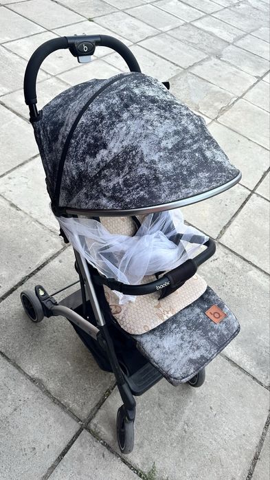 Коляска в хоршем состоянии