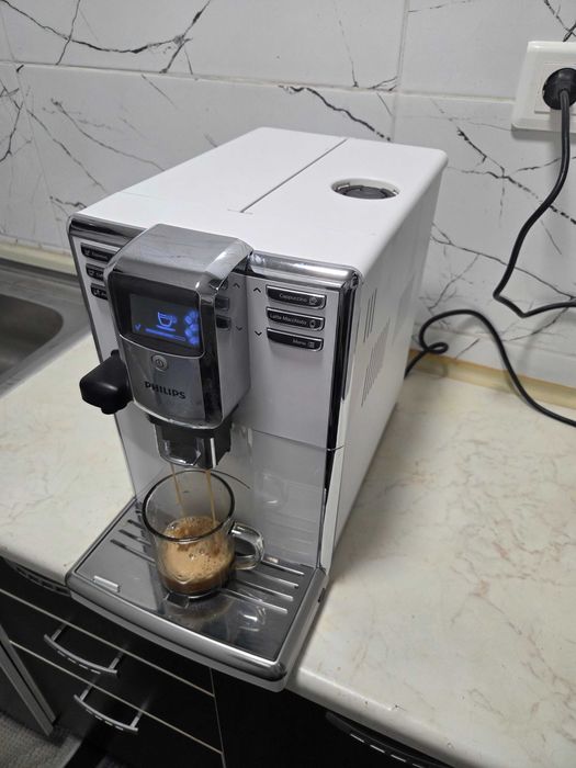 Espressor Automat Philips EP5961 Aparat cu Cafea Boabe Saeco Incanto