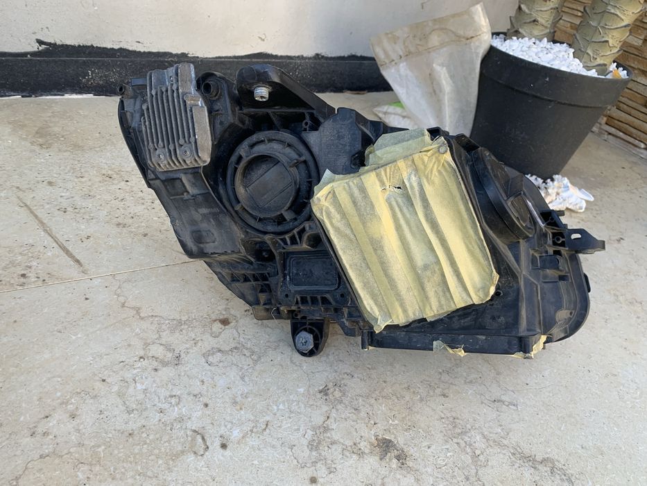 Far Mercedes c class w205 partea stanga