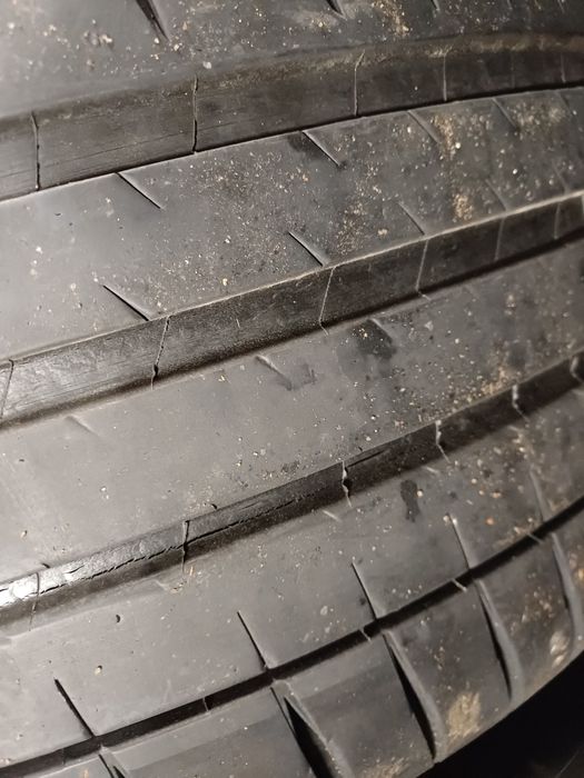 Гуми 245/35/19 Мишелин