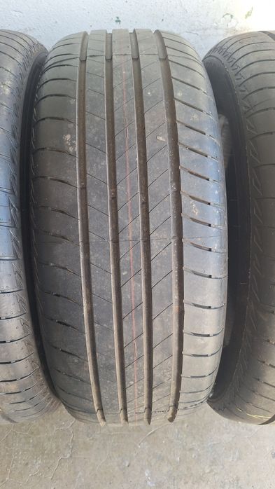 Anvelope vara 235.55 R18  Bridgestone