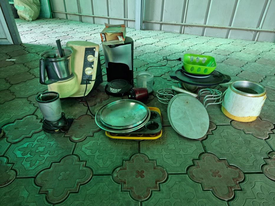 Посуда, блендер,