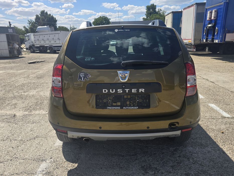 Dacia Duster Prestige 1.2i 4X2 Rate cu buletinul