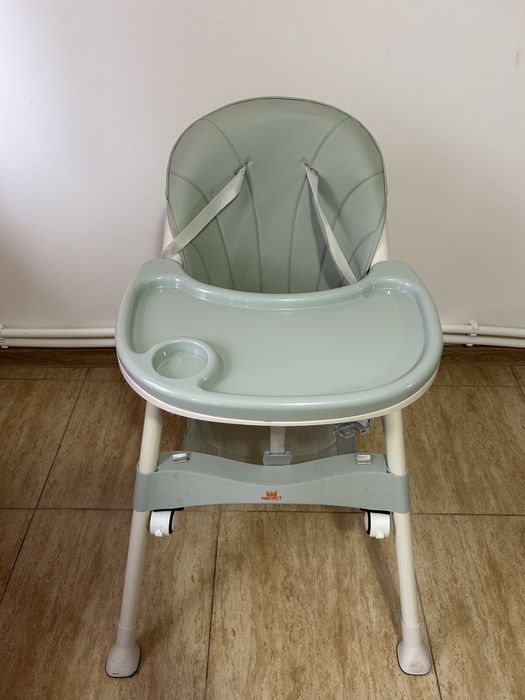 Scaun de masa bebe