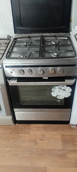 Продам газ плиту Нанса
