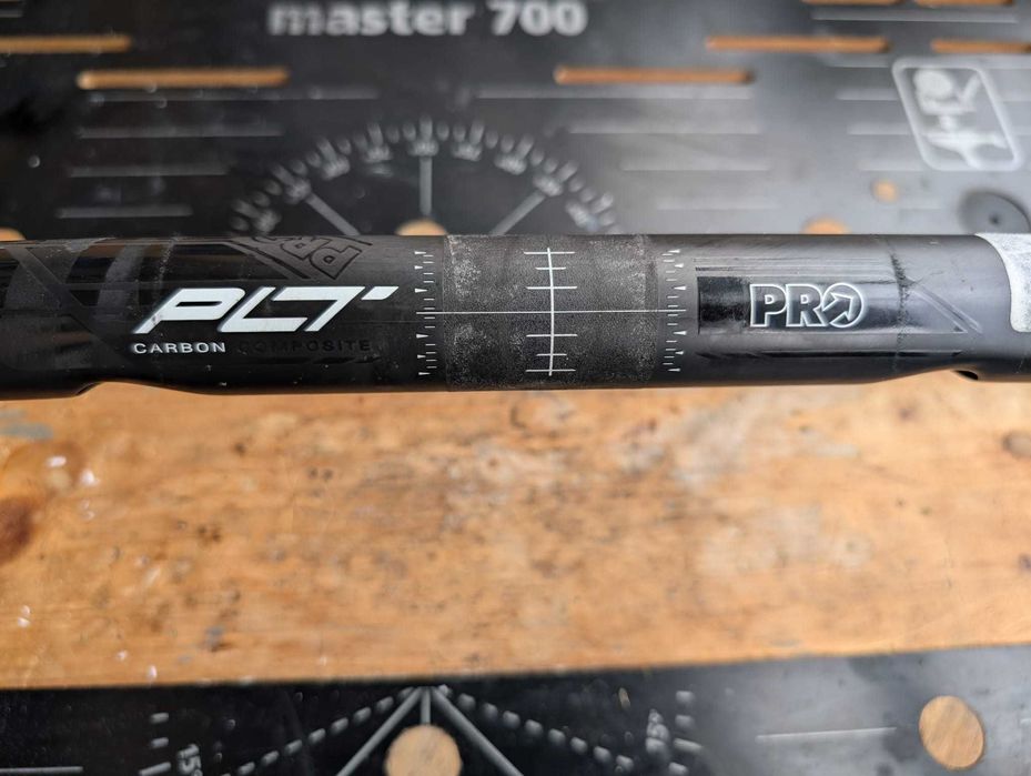 40 lat - PRO PLT Carbon Compact ghidon cursiera