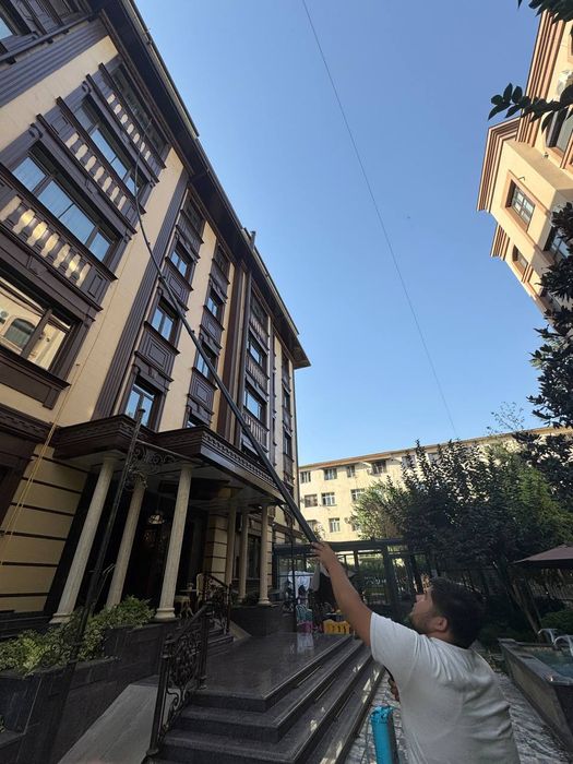Ideal Cleaning Group Oyna va bino yuvish xizmati