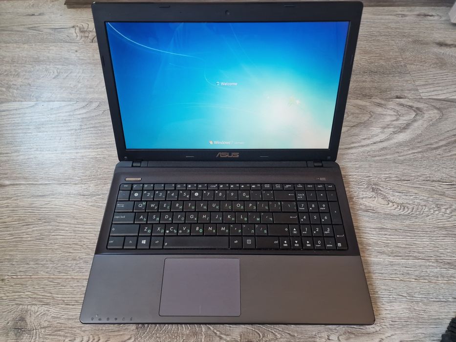 Лаптоп Asus A55N