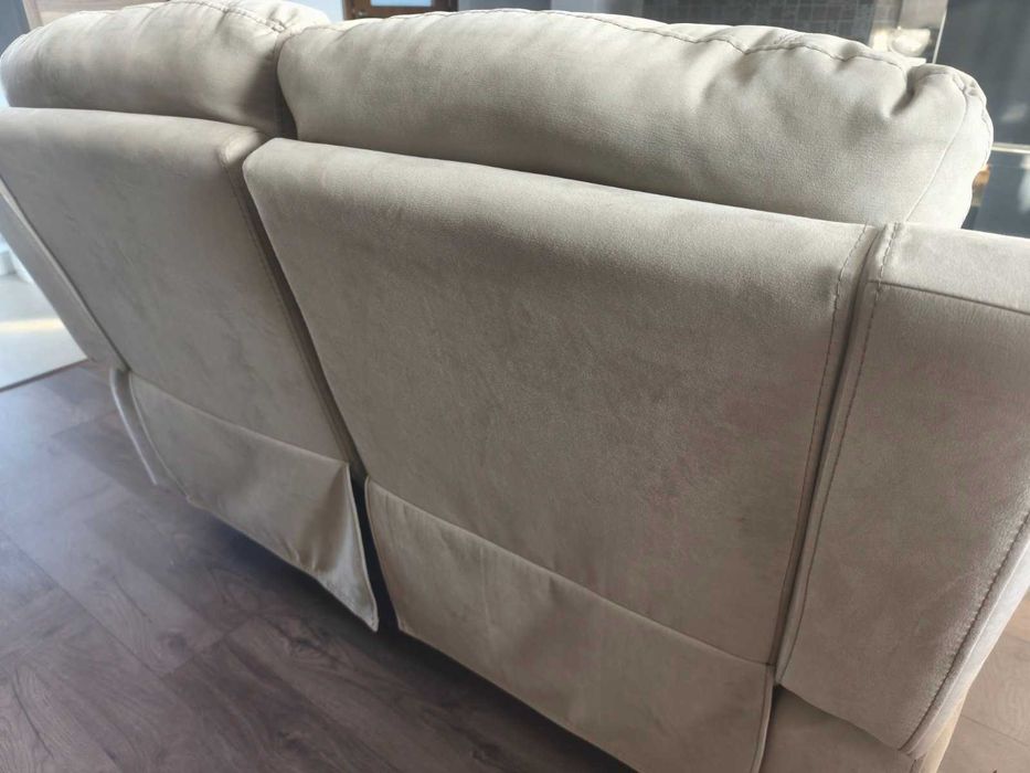 Продавам диван двойка