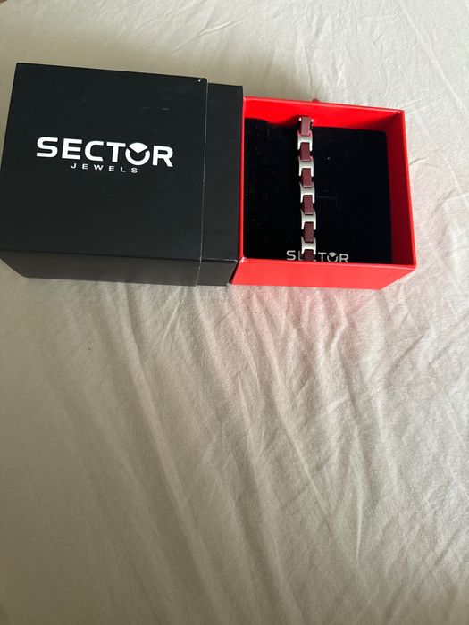 Гривна на Sector Jewels