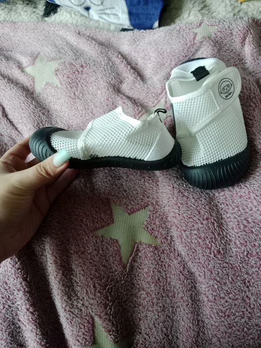 Продам детские летние башмачки