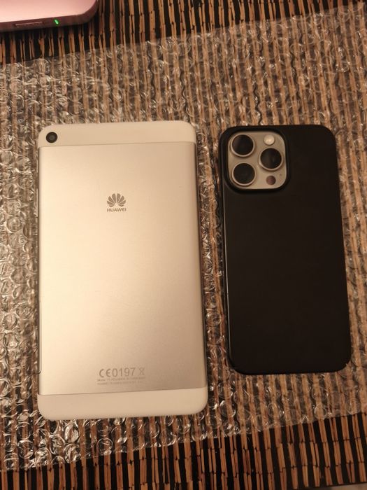 Huawei телефон и таблет 2в1