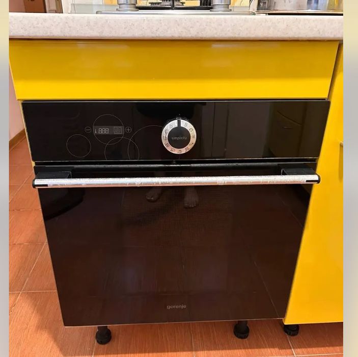 Продам духовку Gorenje