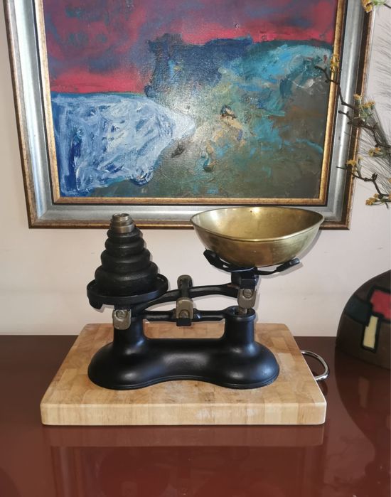 Антикварен кантар винтидж чугун и месинг VICTOR England от 60-70те г.