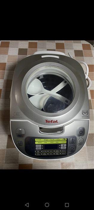 Vând oala multifuncțională Tefal
