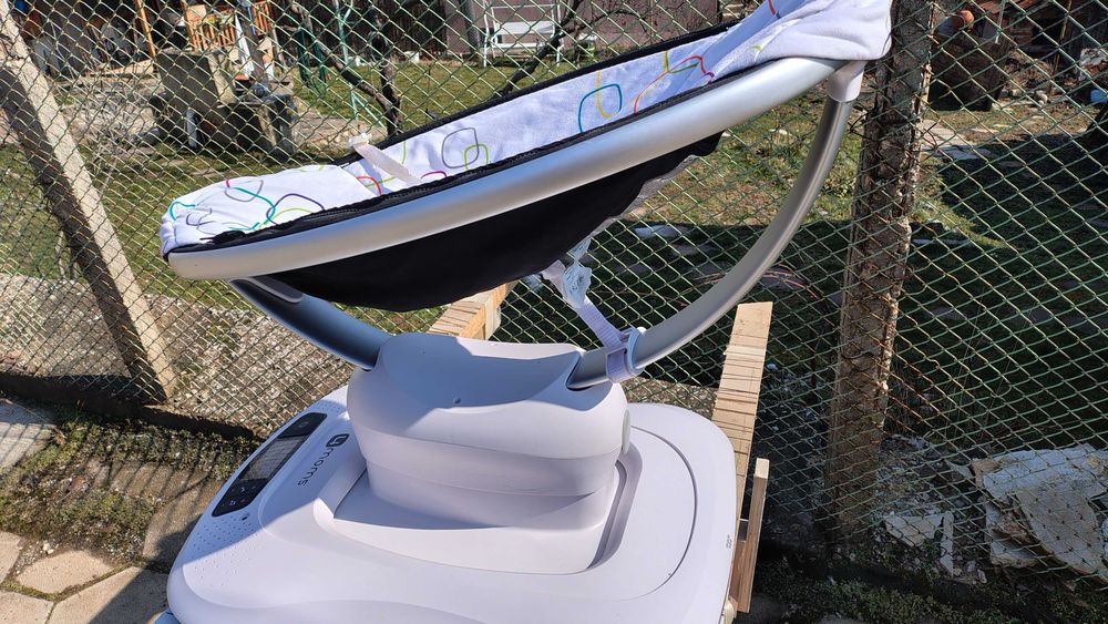 Бебешка електрическа люлка 4 moms , шезлонг