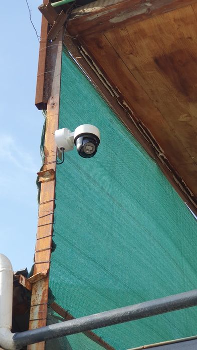 Камера видеонаблюдения| Следит за движением Hikvision