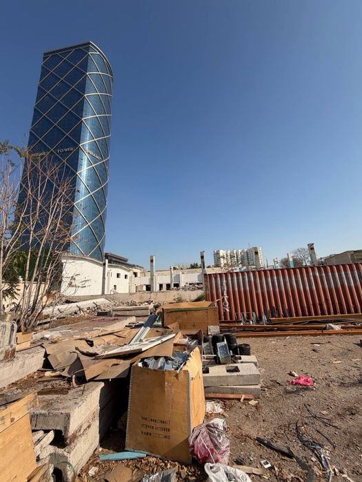 Ул.Мукимий Пирамит земельной участок 34соток первая линия фасад 90метр