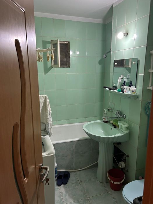 Apartament decomandat Rovine