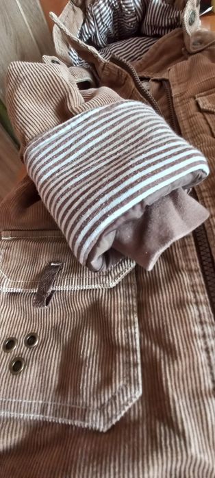 Детски зимни якета с качулки.