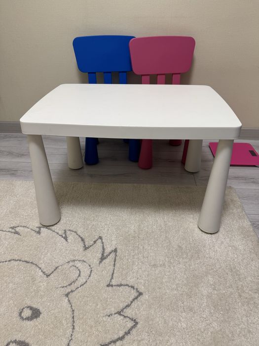 IKEA MAMMUT детский стол и 2 стула. Оригинал. Полный комплект