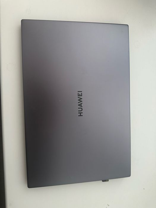 Ноутбук Huawei matebook d 14