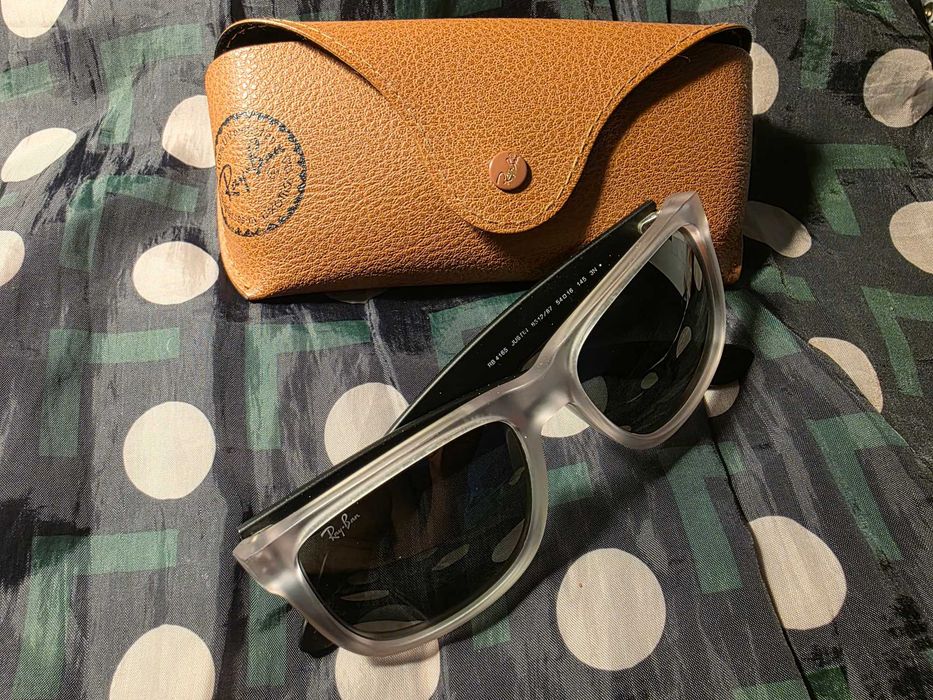 Класически слънчеви очила Ray-Ban