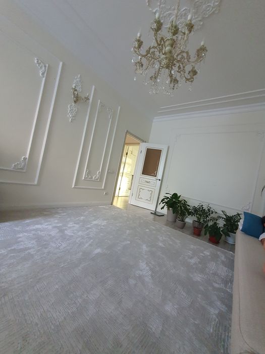 Ковер в идеальном состоянии!