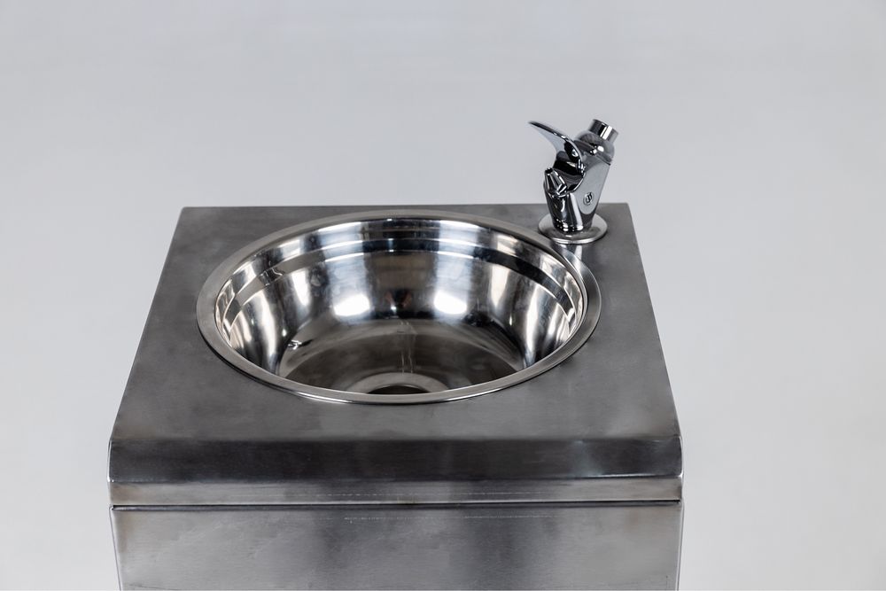 Питьевой фонтанчик