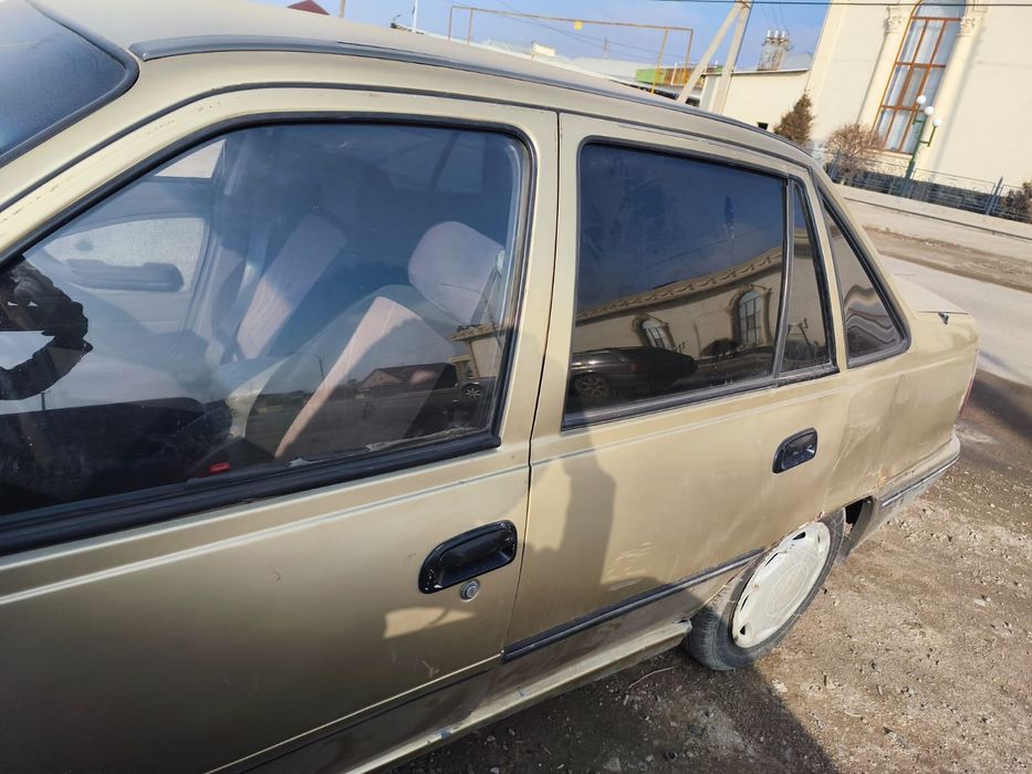 Нексия сатылады срочно