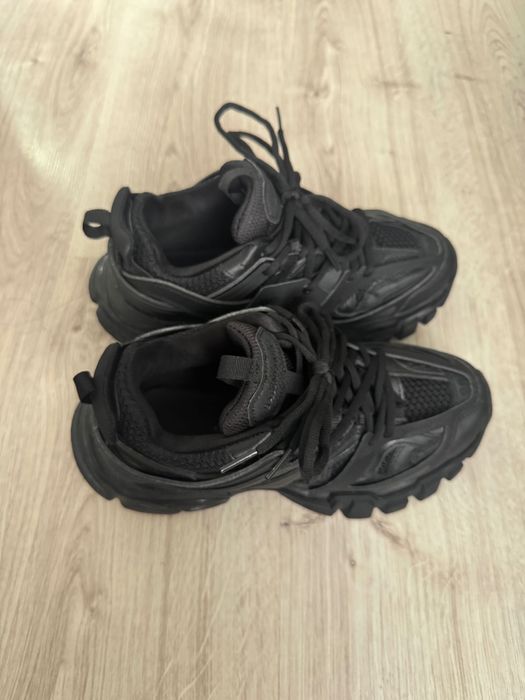 Balenciag*a размер 38