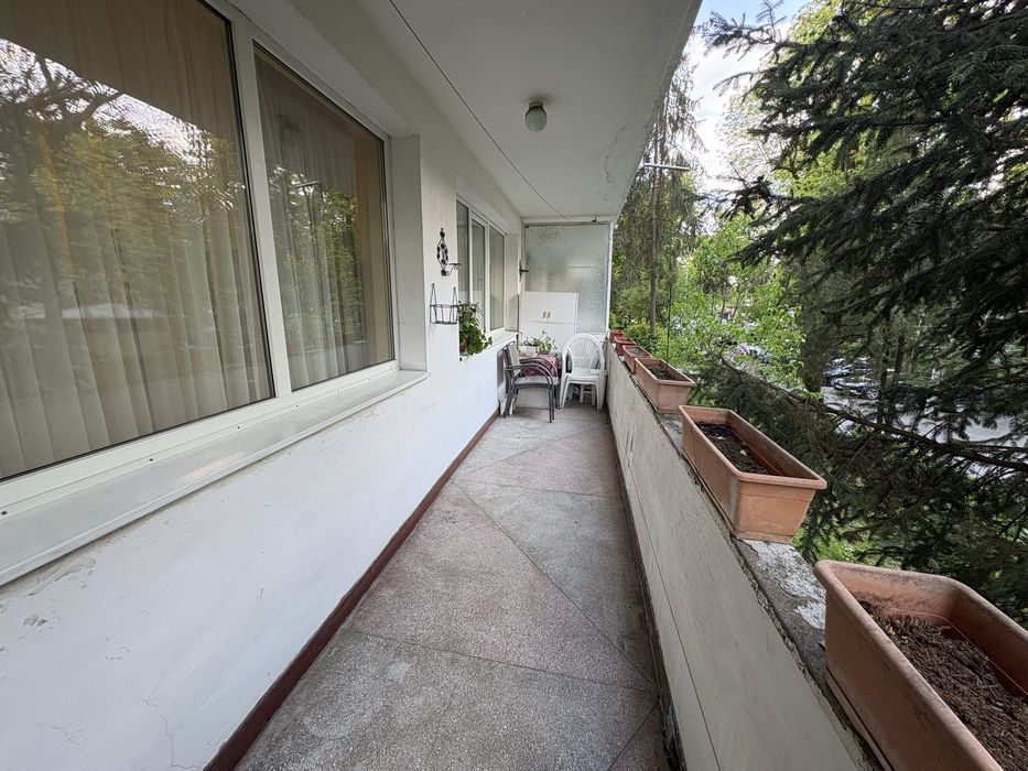 Apartament însorit, etaj 1, Aleea Carpați