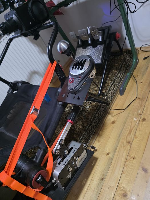Thrustmaster T-GT II + TMLC + T8HA + Sparco handbrake