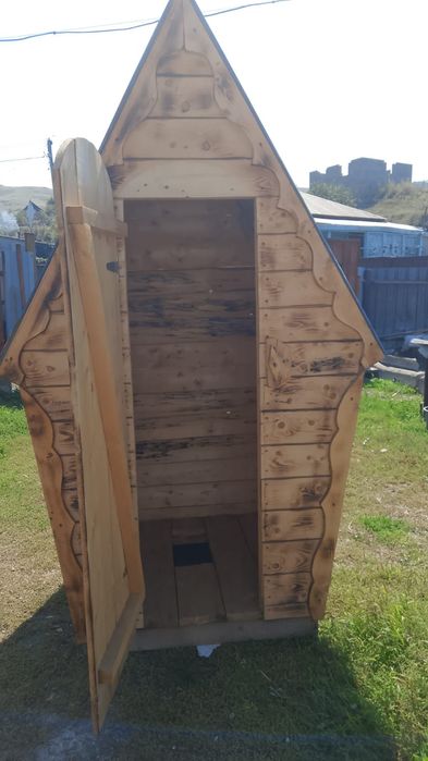 Уличный туалет новый