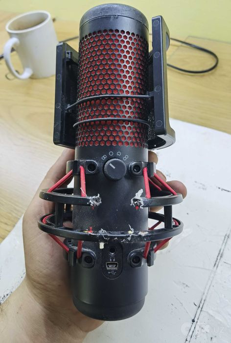 Продам HyperX Quadcast