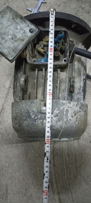 Продам электродвигатель на 380